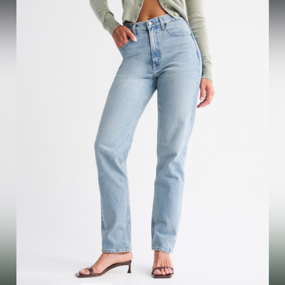 Curve Love Ultra High Rise 90s Straight Jean